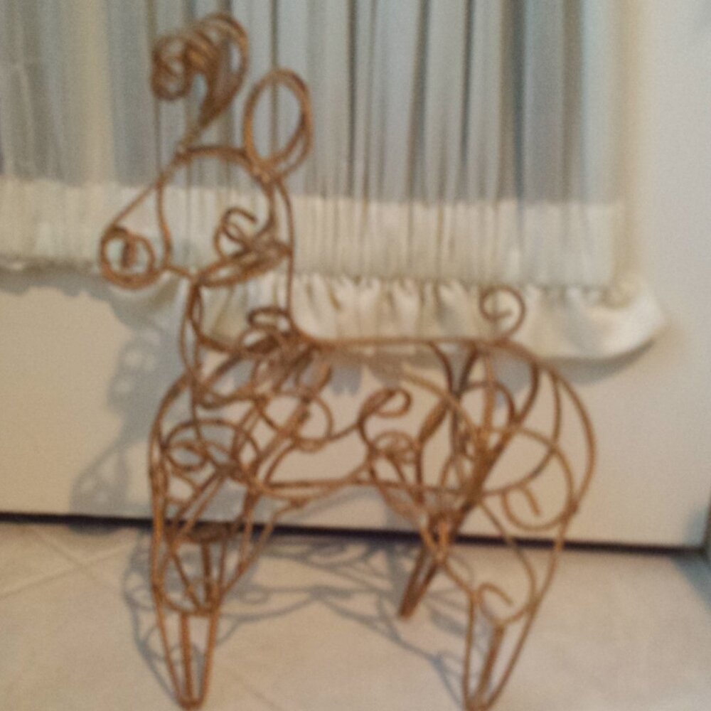 2 Gold Braided Wrought Iron Indoor Deer - Picture 13 of 16